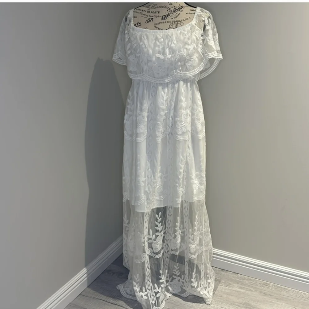 Elegant White Off-Shoulder Lace Dress EUC - Picture 3 of 5